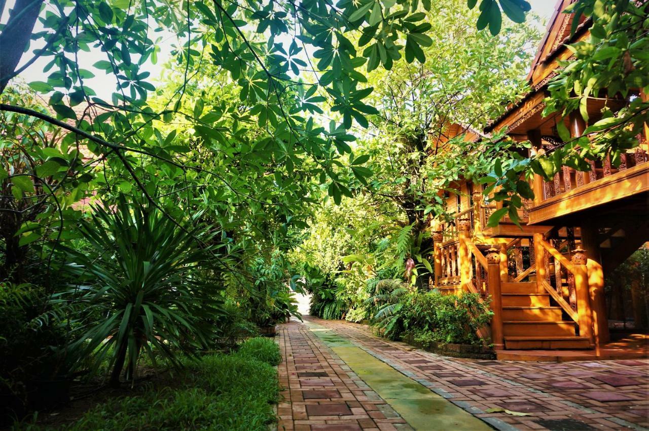 Ruen Tai Boutique Villa Phuket Exterior foto